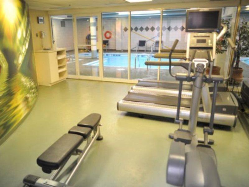 Hotel Ac Hotel By Marriott Old Montreal 3*