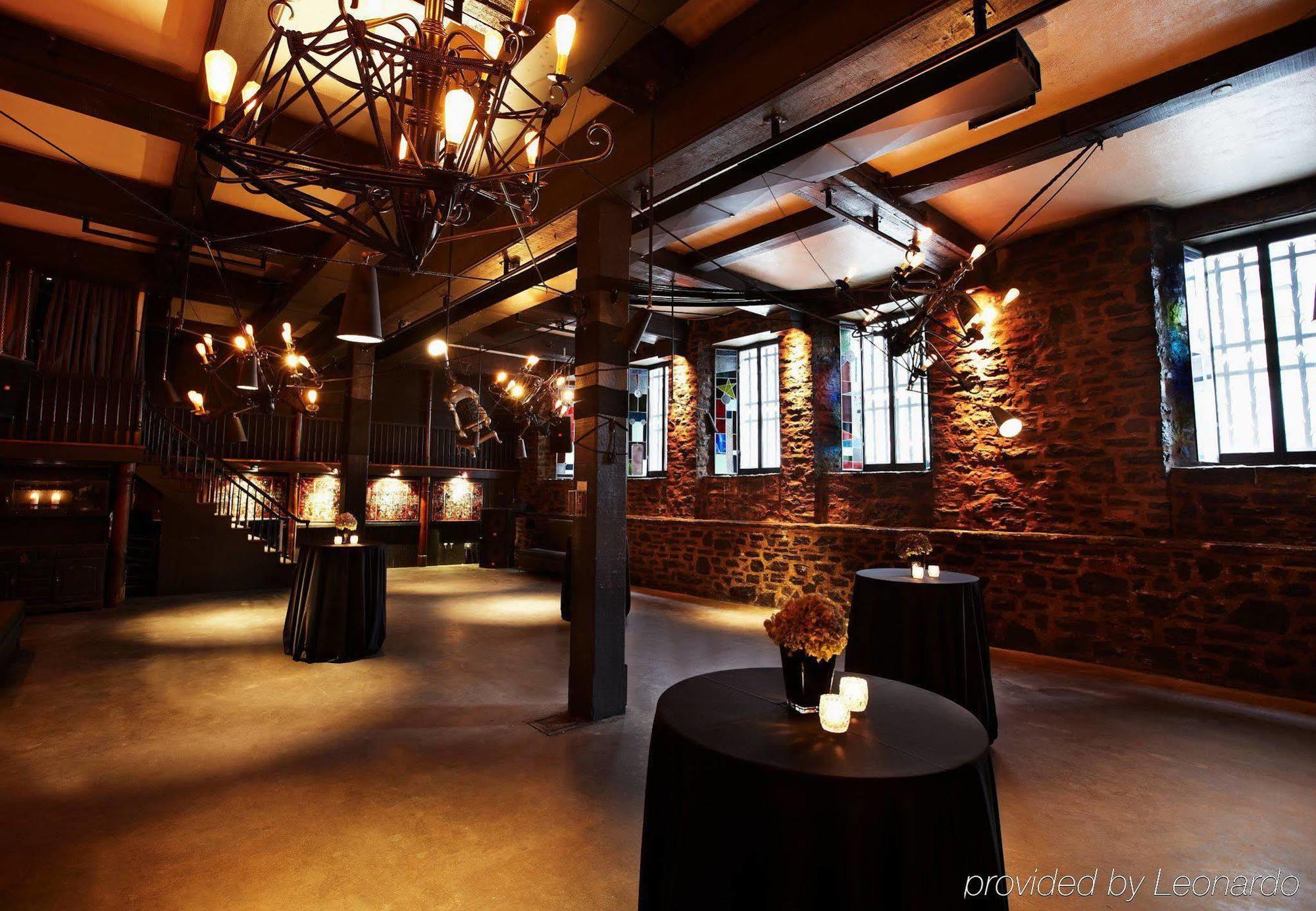 Ac Hotel By Marriott Old Montreal